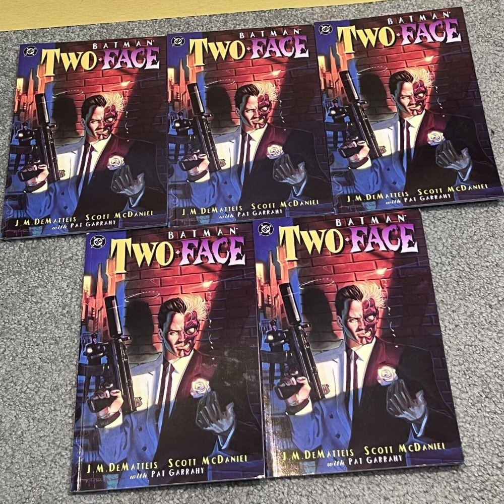 5 Nrmt Batman: One Shot DC (1995) Comic Book Two-face “Crime & Punishment” Lot